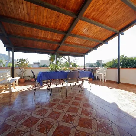 Globo Mondello Apartment *